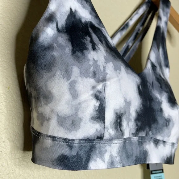 Ideology X Small Sports Bra - Picture 3 of 7